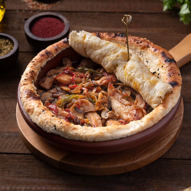 Yes, we provide carefully designed set menus that balance speed with variety. Guests can enjoy a selection of starters, main dishes, and desserts, making Hatay one of the best business lunch destinations in Abu Dhabi for busy professionals.