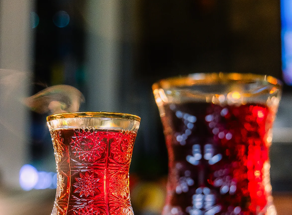 Why Turkish Tea Benefits Make It a Daily Favourite